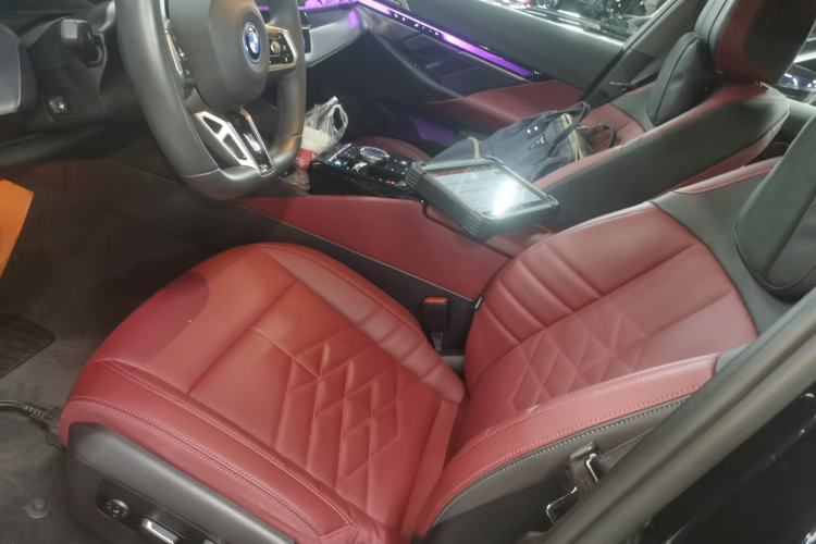 Used BMW i5 2025 eDrive 40L M Sport Package Left Front Seat