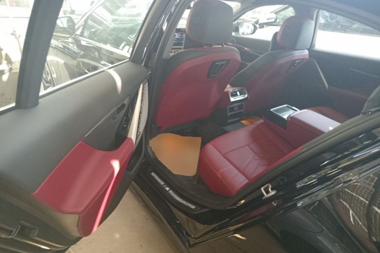 Used BMW i5 2025 eDrive 40L M Sport Package Left Rear Seat