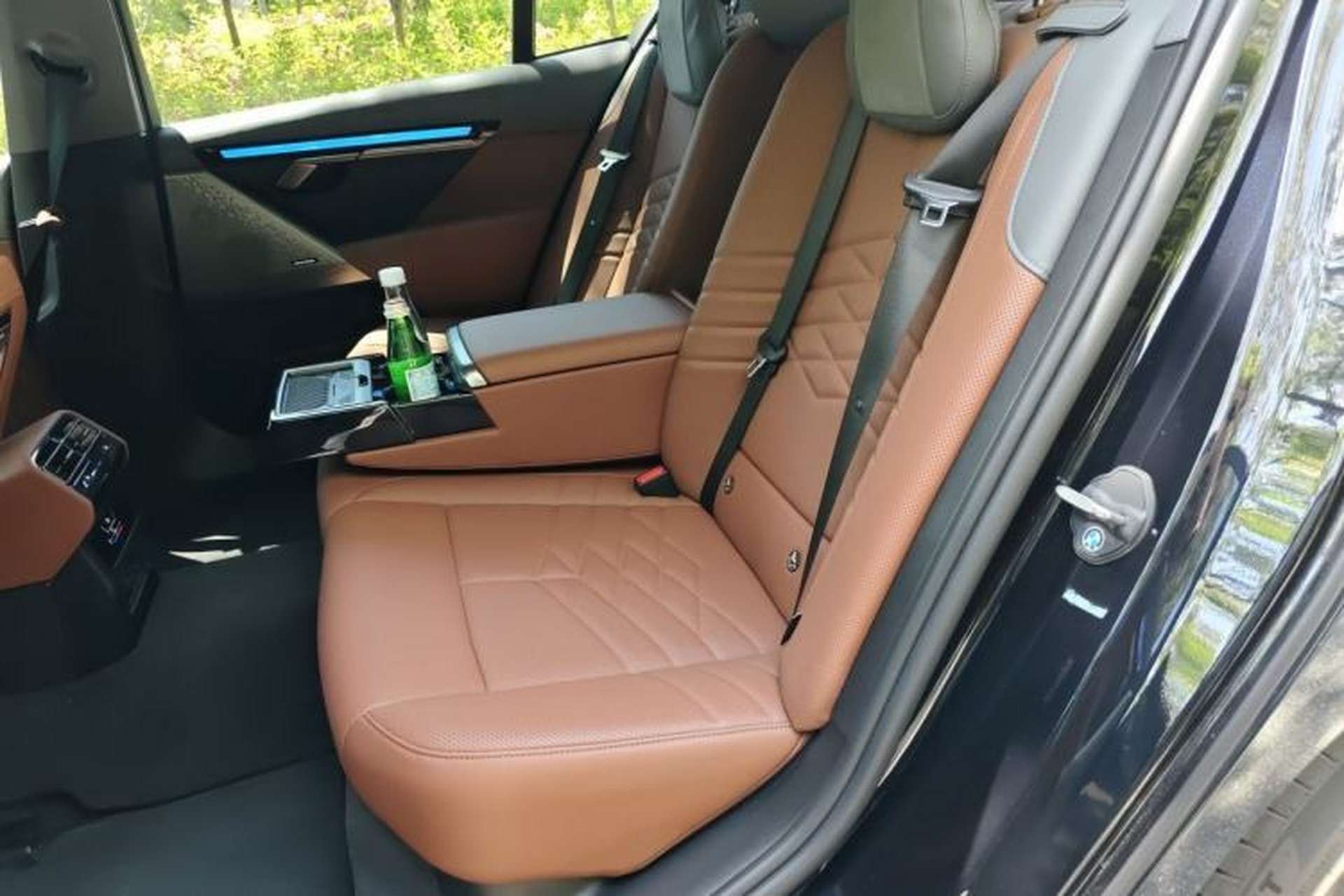 Used BMW i5 2025 eDrive 40L M Sport Package Left Rear Seat