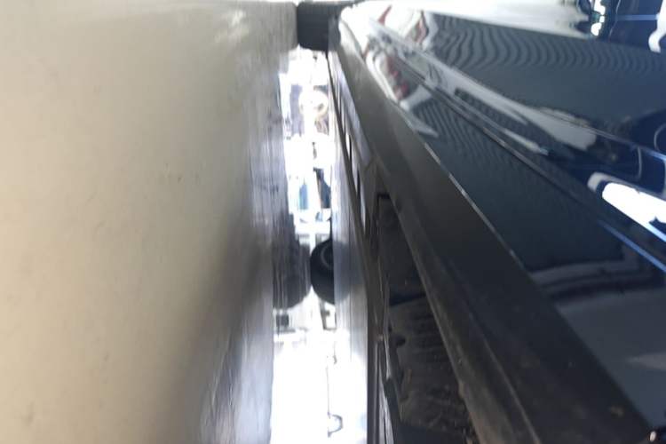 Used BMW i5 2025 eDrive 35L M Sport Package Left Side Sill