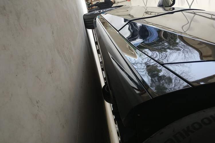 Used BMW i5 2025 eDrive 40L M Sport Package Left Side Sill