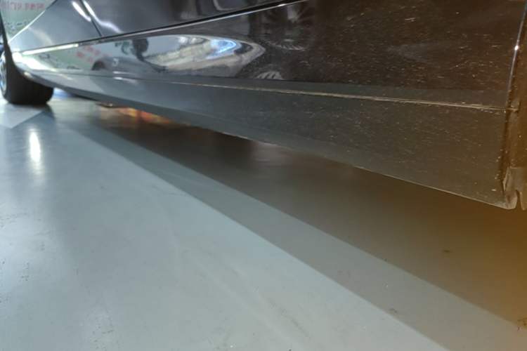 Used BMW i5 2025 eDrive 40L M Sport Package Left Side Sill