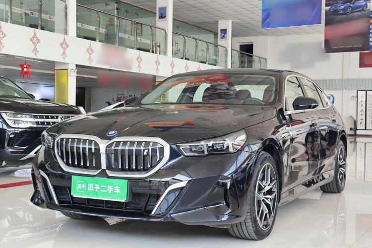 Used BMW i5 2025 eDrive 35L M Sport Package Guazi used car, China used car export, Used car for sale, Used  cars, Cheapest cars for sale