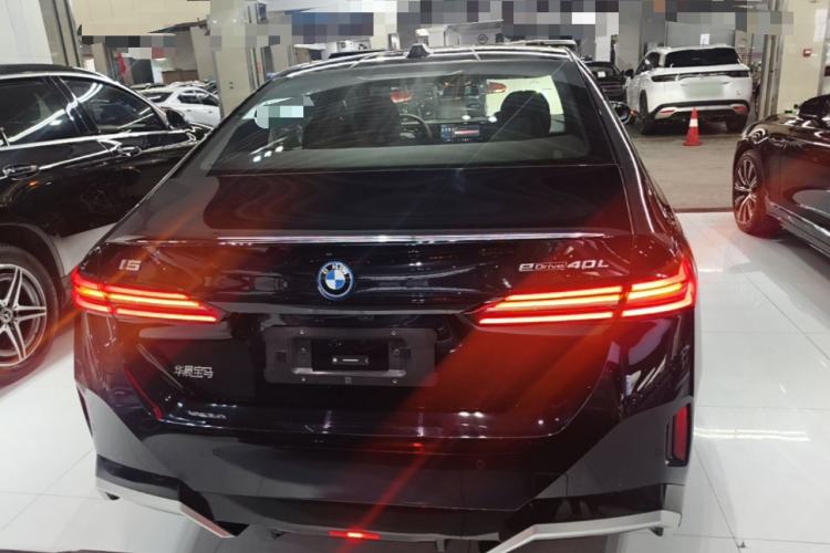 Used BMW i5 2025 eDrive 40L M Sport Package Rear