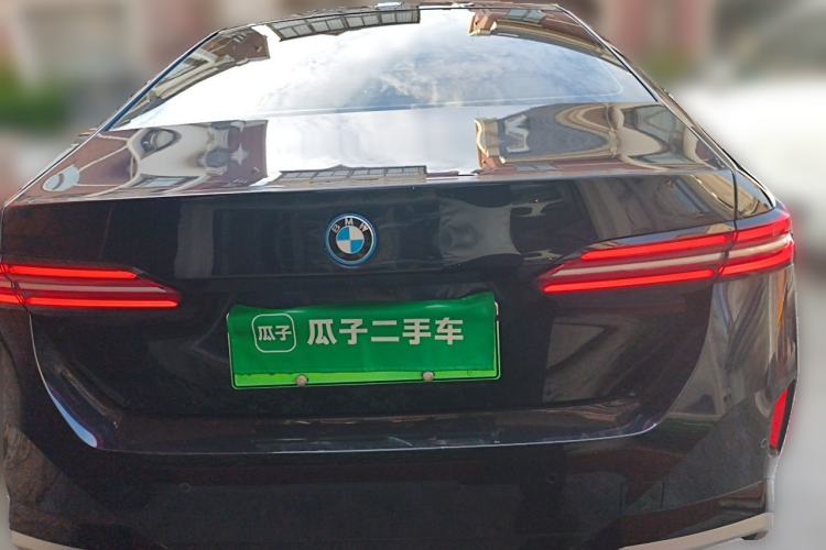 Used BMW i5 2025 eDrive 35L M Sport Package Rear