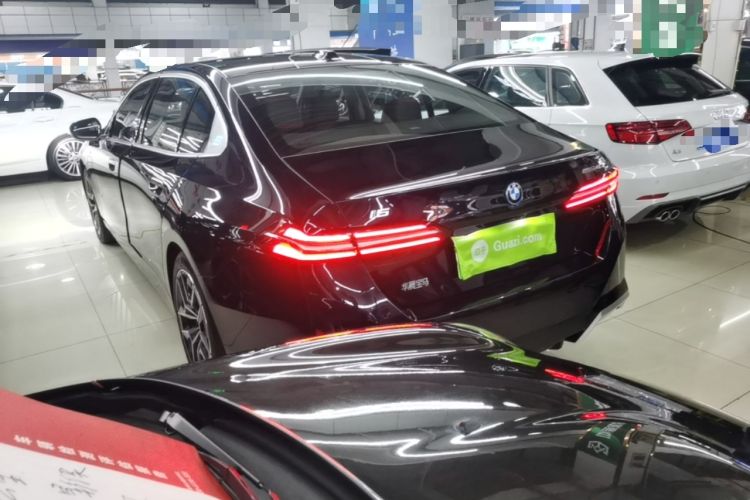 Used BMW i5 2025 eDrive 40L M Sport Package Rear Left 45 Deg