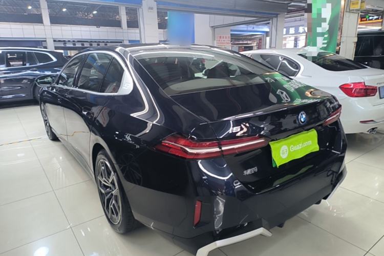Used BMW i5 2025 eDrive 40L M Sport Package Rear Left 45 Deg