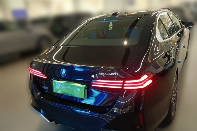 Used BMW i5 2025 eDrive 40L M Sport Package Rear