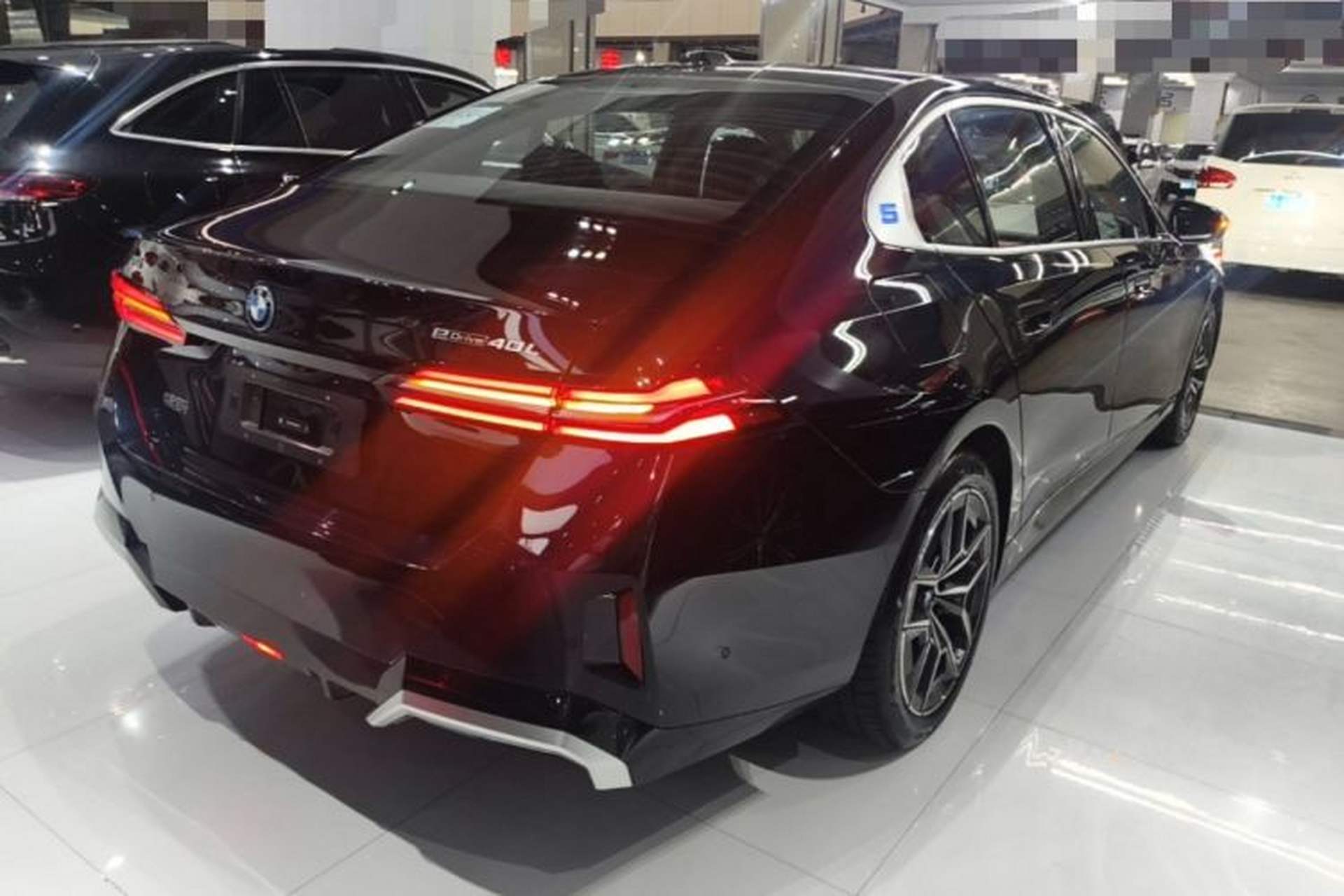 Used BMW i5 2025 eDrive 40L M Sport Package Rear Right 45 Deg