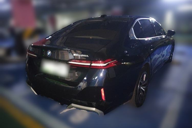 Used BMW i5 2025 eDrive 35L M Sport Package Rear Right 45 Deg