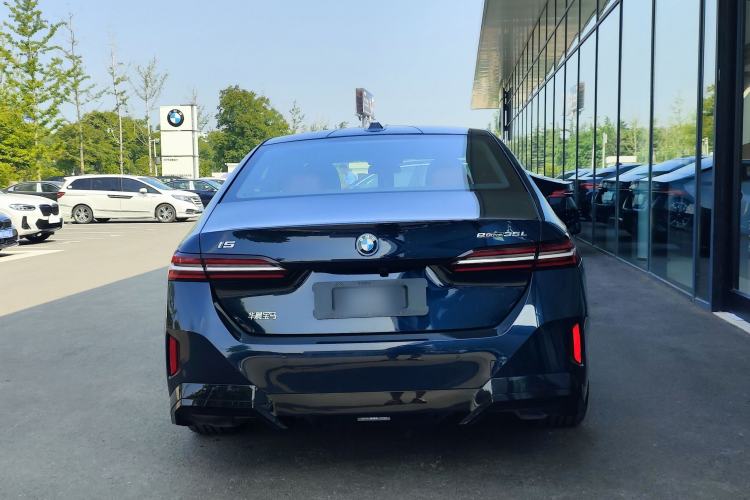 Used BMW i5 2025 eDrive 35L M Sport Package Rear