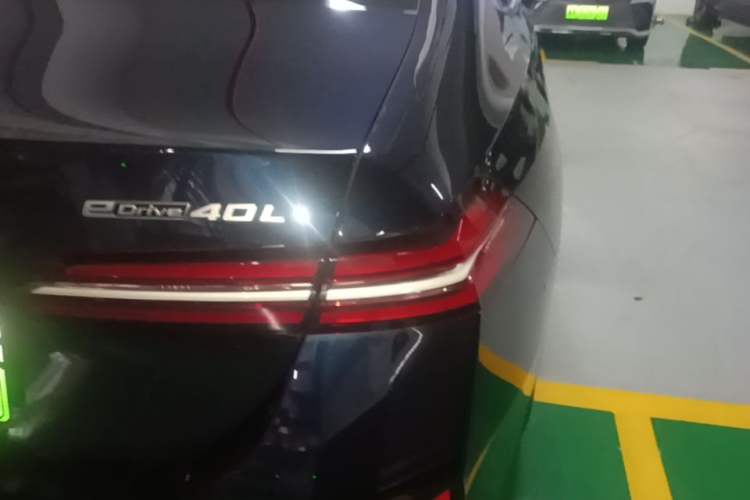 Used BMW i5 2025 eDrive 40L M Sport Package Right Rear Taillight