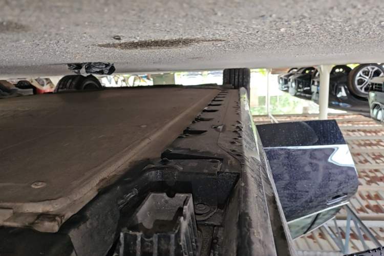 Used BMW i5 2025 eDrive 35L M Sport Package Right Side Sill