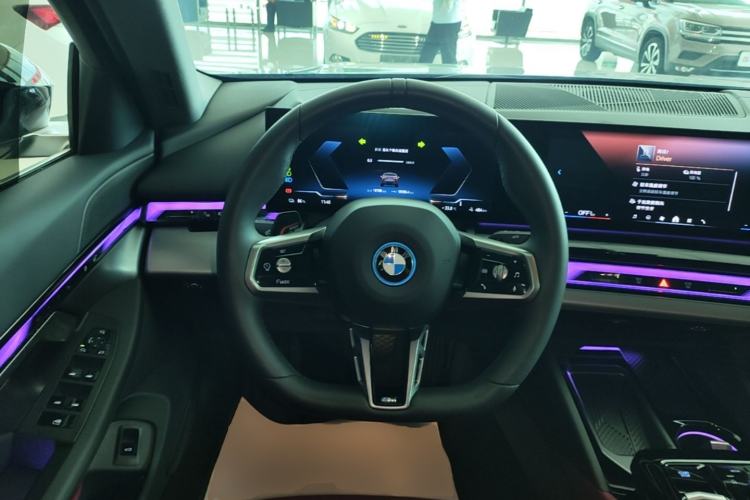 Used BMW i5 2025 eDrive 35L M Sport Package Steering Wheel