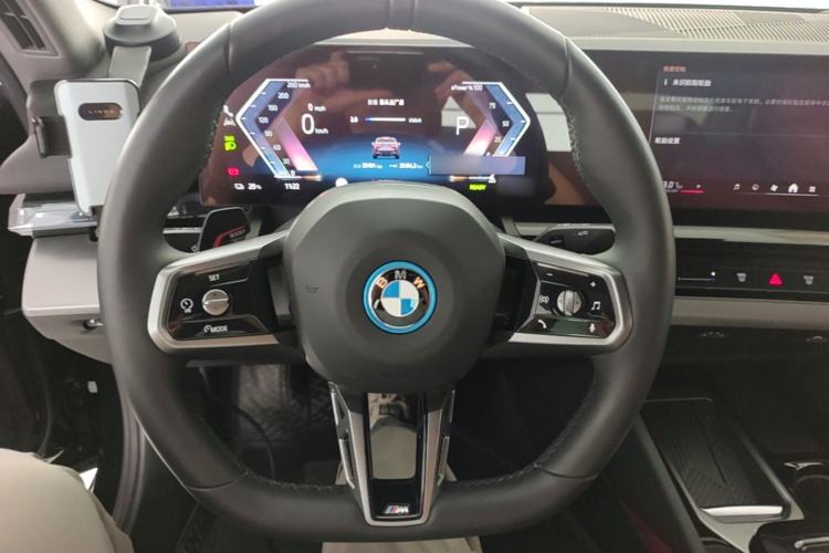Used BMW i5 2025 eDrive 35L M Sport Package Steering Wheel