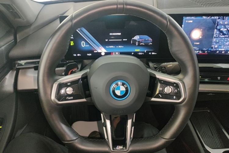 Used BMW i5 2025 eDrive 35L M Sport Package Steering Wheel