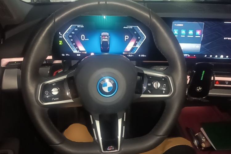 Used BMW i5 2025 eDrive 40L M Sport Package Steering Wheel