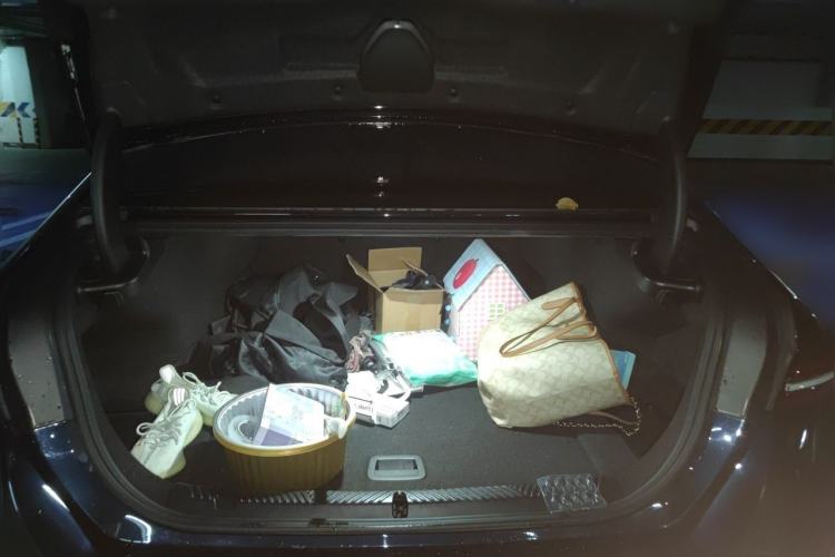 Used BMW i5 2025 eDrive 35L M Sport Package Trunk