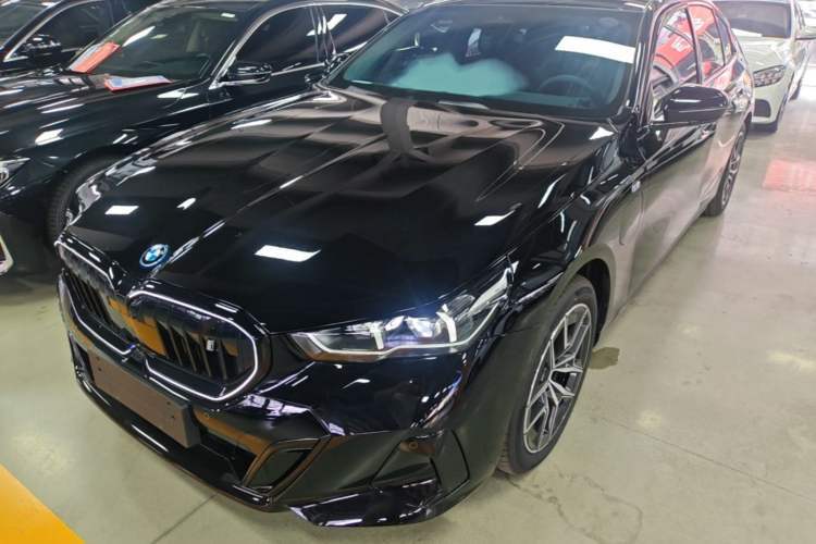 Used BMW i5 2025 eDrive 40L M Sport Package Guazi used car, China used car export, Used car for sale, Used  cars, Cheapest cars for sale