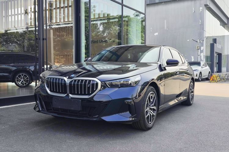 Used BMW i5 2025 eDrive 35L M Sport Package Guazi used car, China used car export, Used car for sale, Used  cars, Cheapest cars for sale