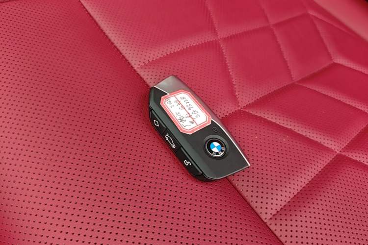 Used BMW i5 2025 eDrive 35L M Sport Package Vehicle Key