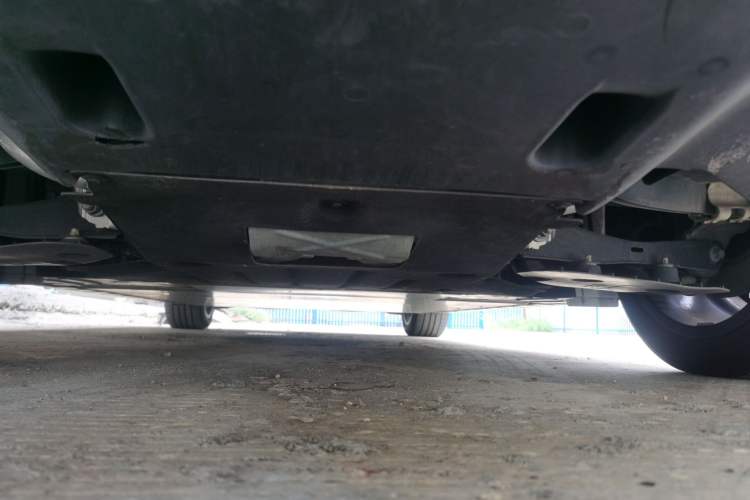 Used BMW i5 2025 eDrive 35L Luxury Package Chassis Rear