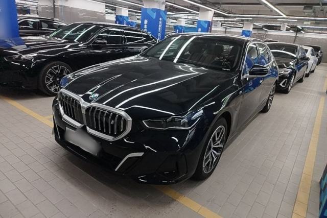Used BMW i5 2025 eDrive 35L M Sport Package