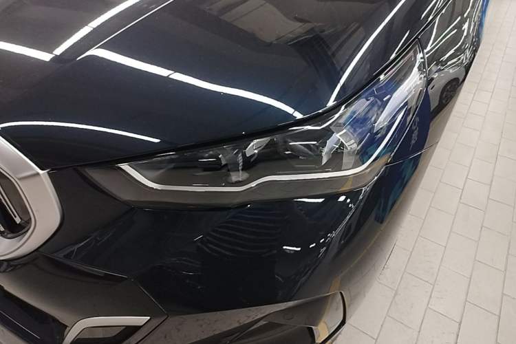 Used BMW i5 2025 eDrive 35L M Sport Package Left Front Headlight