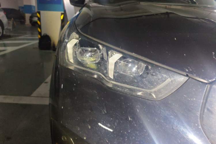 Used BMW i5 2025 eDrive 40L M Sport Package Right Front Headlight