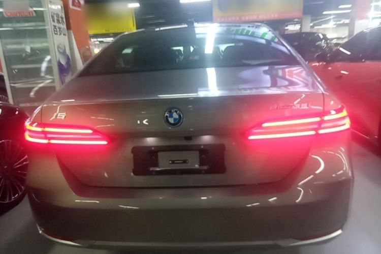 Used BMW i5 2025 eDrive 35L Luxury Package Rear