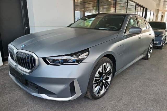 Used BMW i5 2025 xDrive 50L Luxury Package