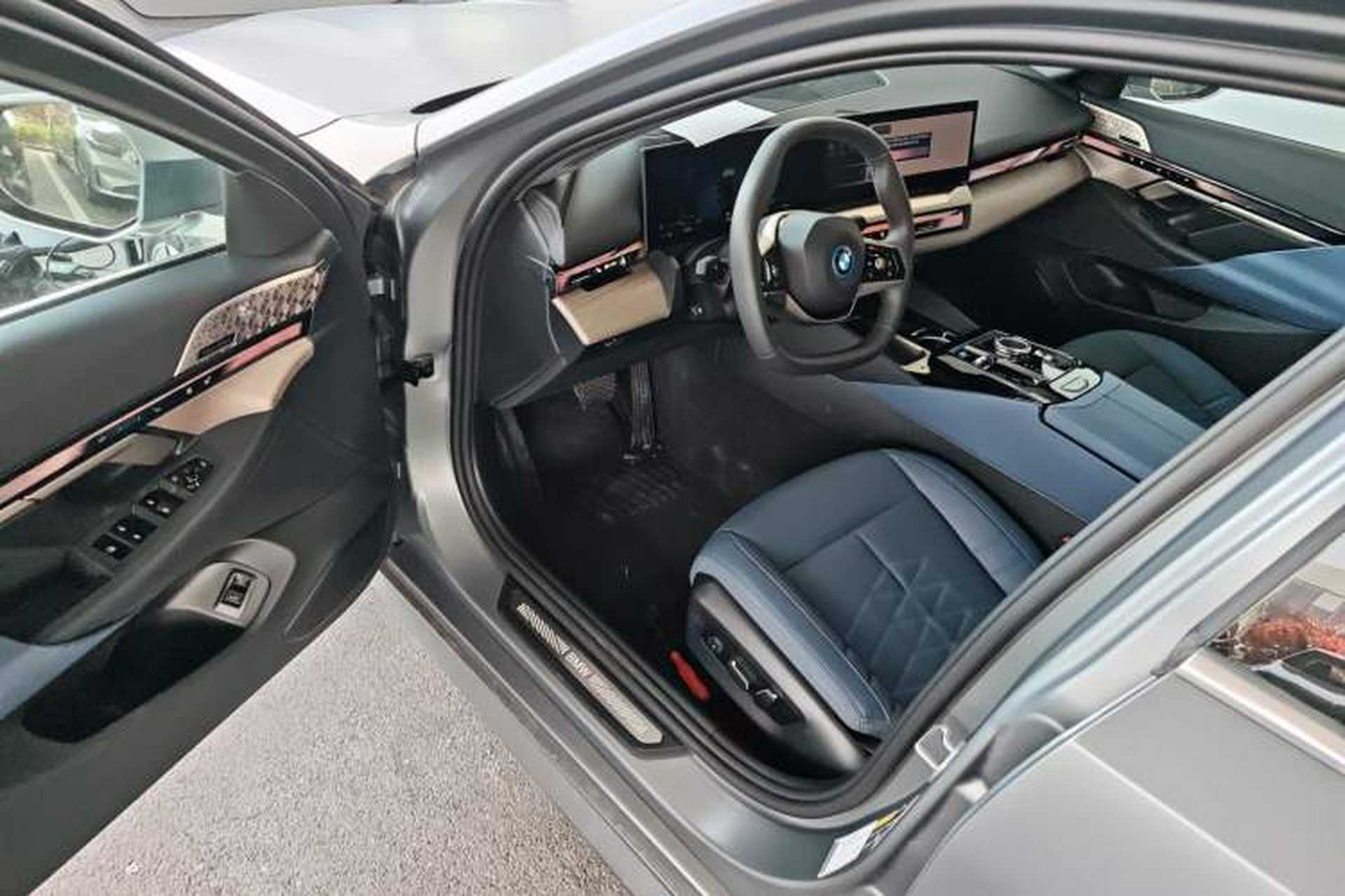 Used BMW i5 2025 xDrive 50L Luxury Package Driver Seat