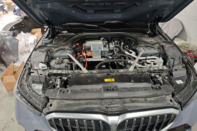 Used BMW i5 2025 eDrive 40L M Sport Package Engine Bay