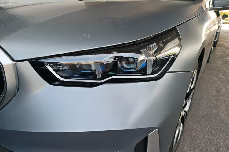Used BMW i5 2025 xDrive 50L Luxury Package Left Front Headlight