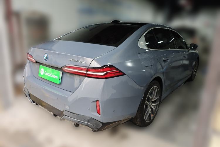 Used BMW i5 2025 eDrive 40L M Sport Package Rear Right 45 Deg