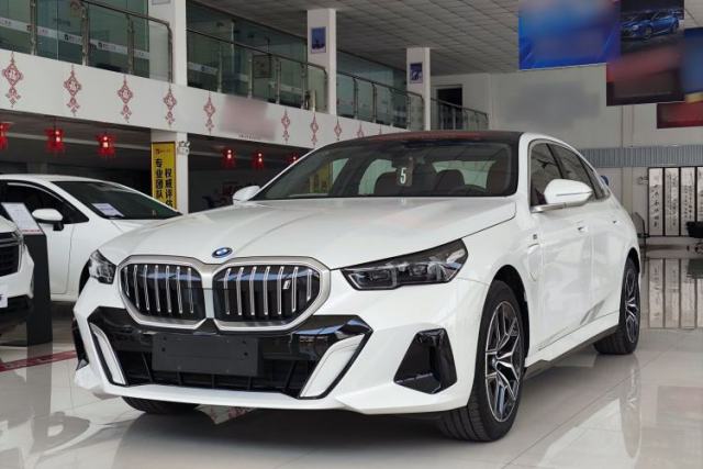 Used BMW i5 2025 eDrive 35L M Sport Package