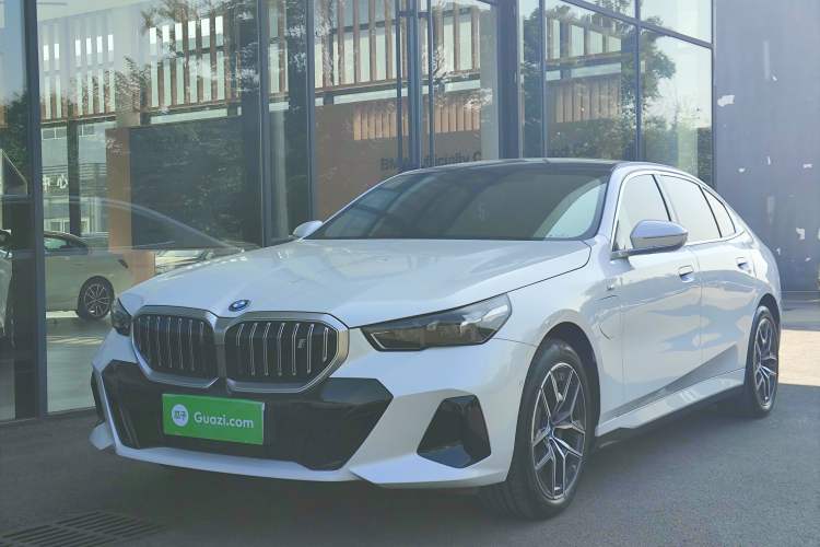 BMW i5 2025 eDrive 35L M Sport Package