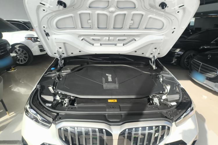 Used BMW i5 2025 eDrive 35L M Sport Package Engine Bay