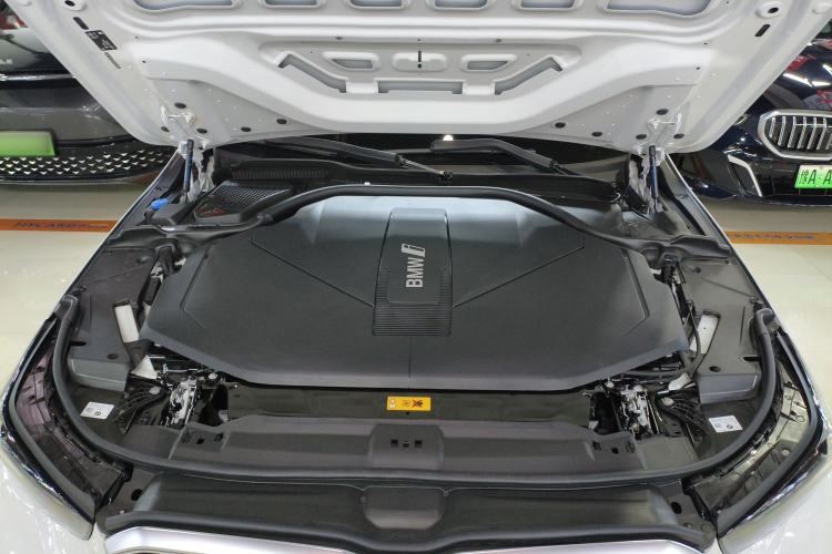 Used BMW i5 2025 eDrive 40L M Sport Package Engine Bay