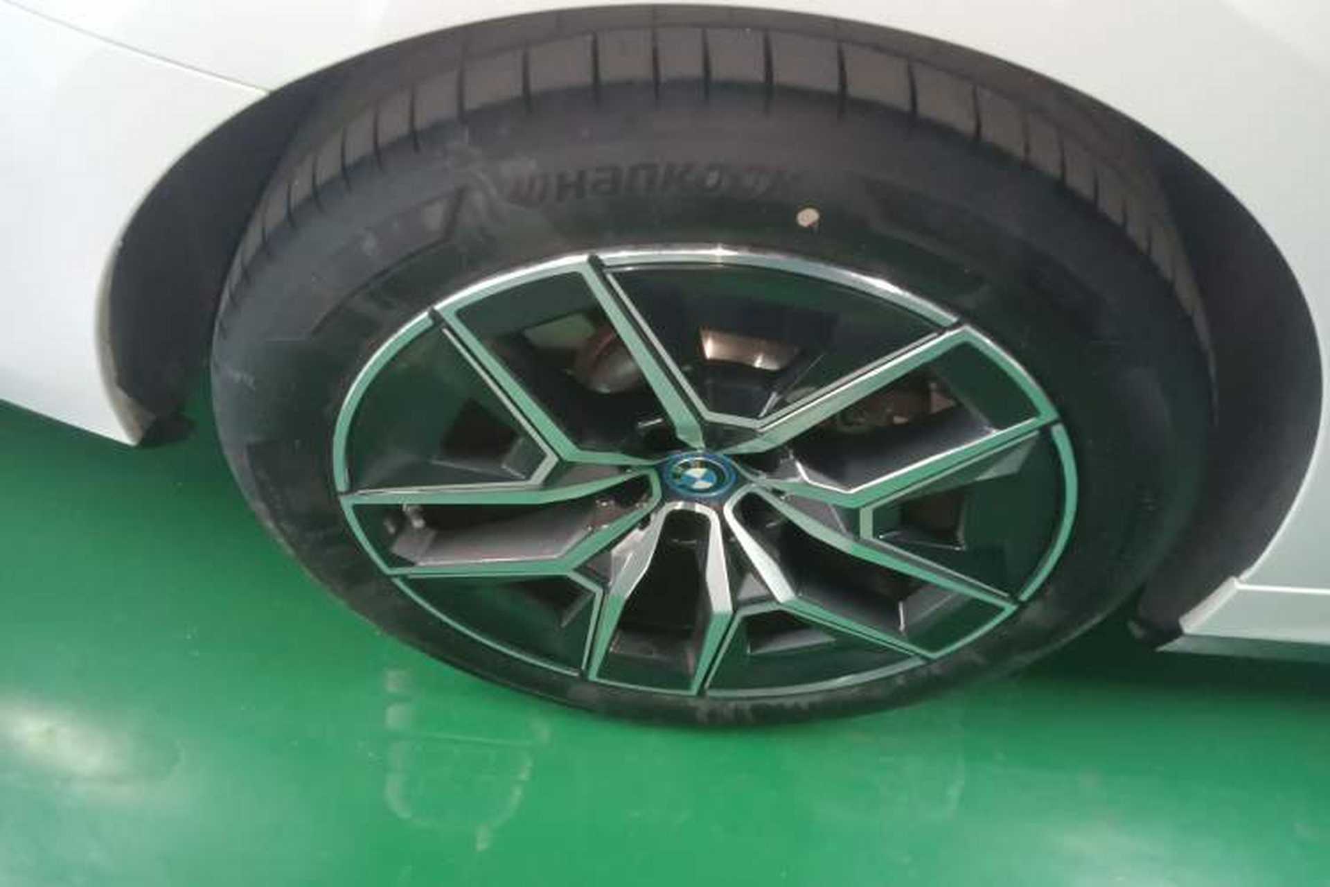 Used BMW i5 2025 eDrive 40L M Sport Package Exterior 5