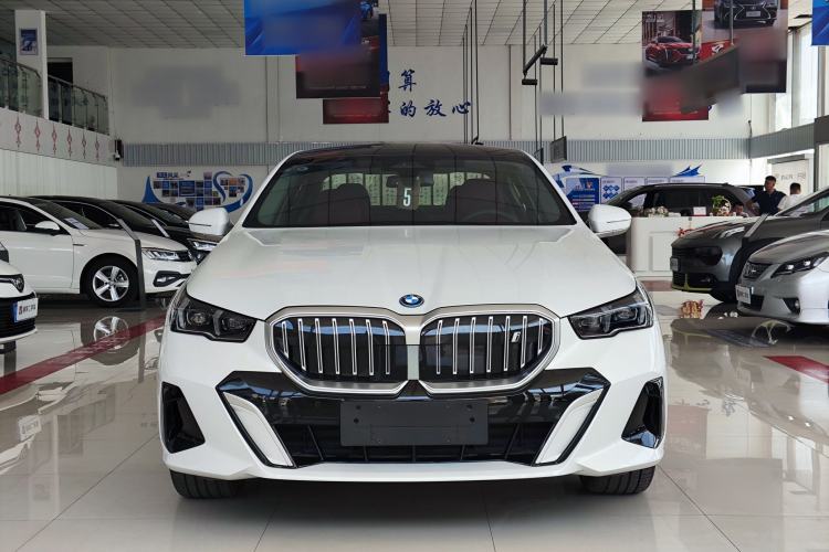 Used BMW i5 2025 eDrive 35L M Sport Package Front