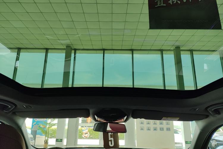 Used BMW i5 2025 eDrive 35L M Sport Package Headliner