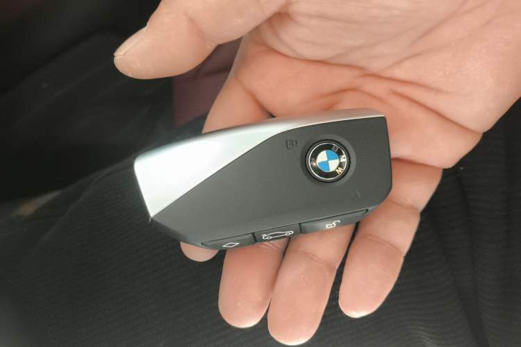 Used BMW i5 2025 eDrive 35L M Sport Package Interior 1