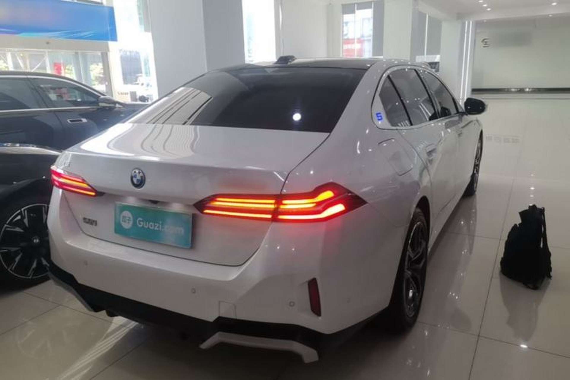Used BMW i5 2025 eDrive 40L M Sport Package Rear Right 45 Deg