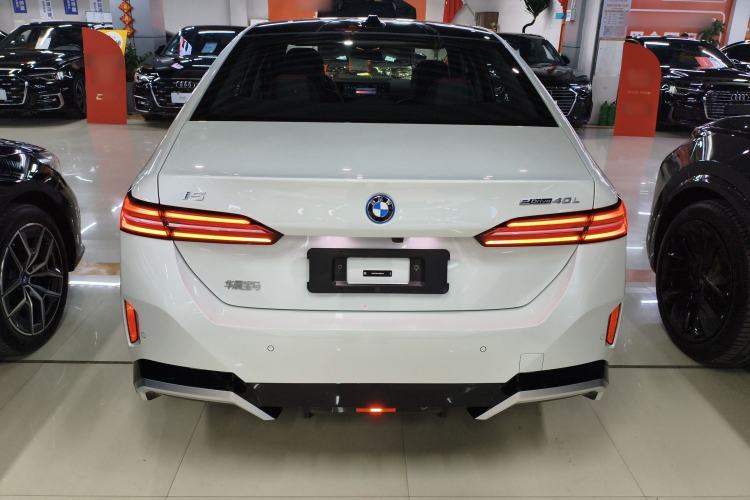 Used BMW i5 2025 eDrive 40L M Sport Package Rear