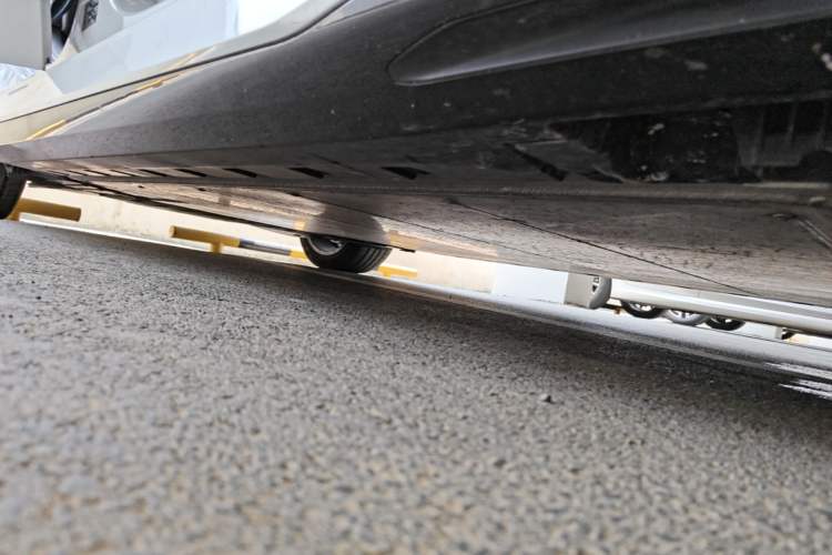Used BMW i5 2025 eDrive 35L M Sport Package Right Side Sill