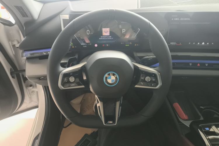Used BMW i5 2025 eDrive 35L M Sport Package Steering Wheel