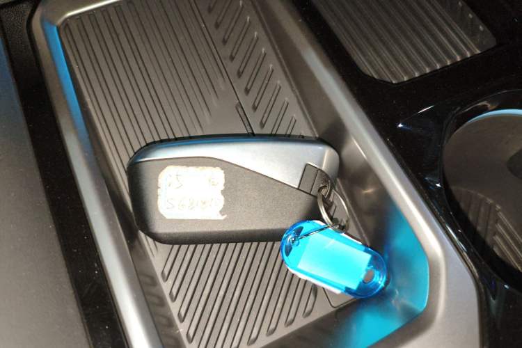 Used BMW i5 2025 eDrive 40L M Sport Package Vehicle Key
