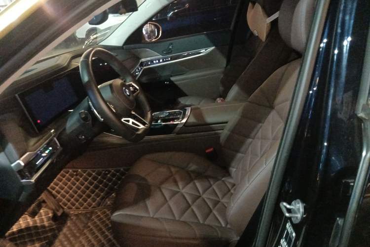 Used BMW i7 2023 eDrive50L Leading M Sport Package Left Front Seat