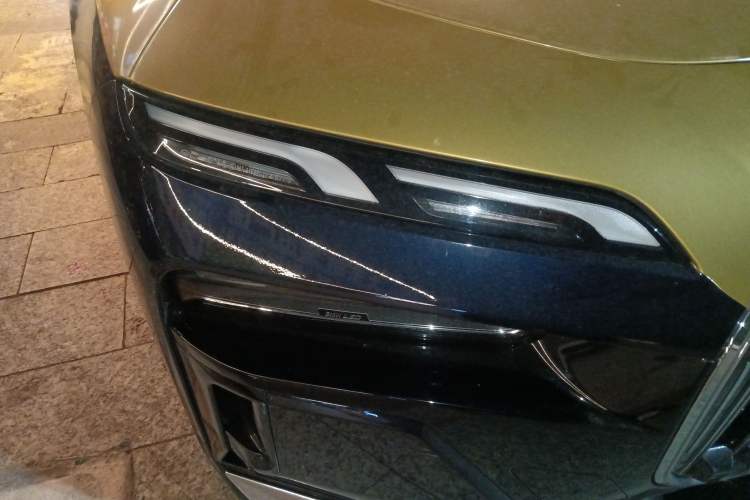 Used BMW i7 2023 eDrive50L Leading M Sport Package Right Front Headlight